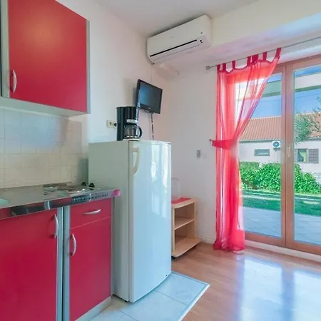 House דירה נין