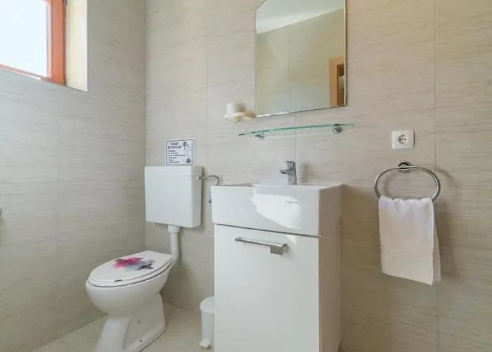 House Apartment Nin