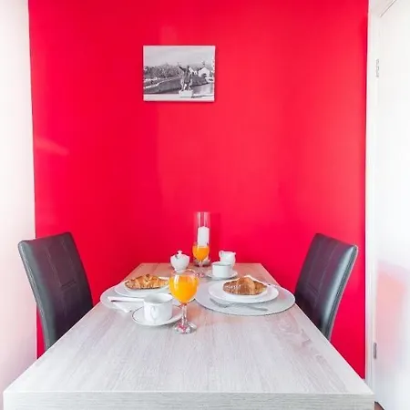 House Apartment *